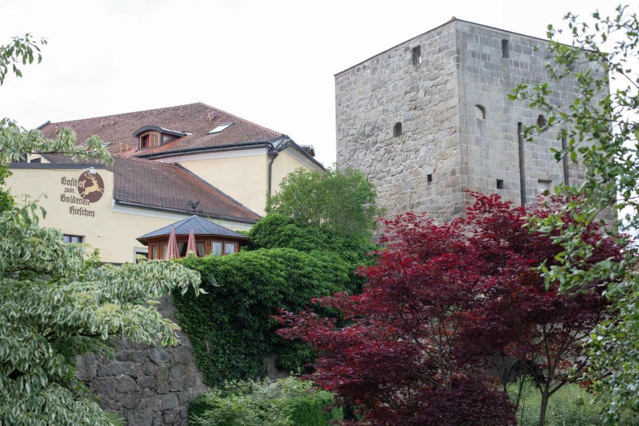 פרישטאדט Hotel Zum Goldenen Hirschen מראה חיצוני תמונה